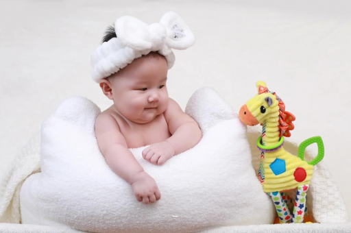 深圳宝宝几个月翻身 深圳宝宝几个月翻身